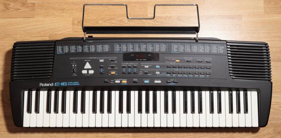 roland_e-16.jpg